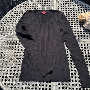 Merona Black V-neck Cable Knit Sweater Size Medium
